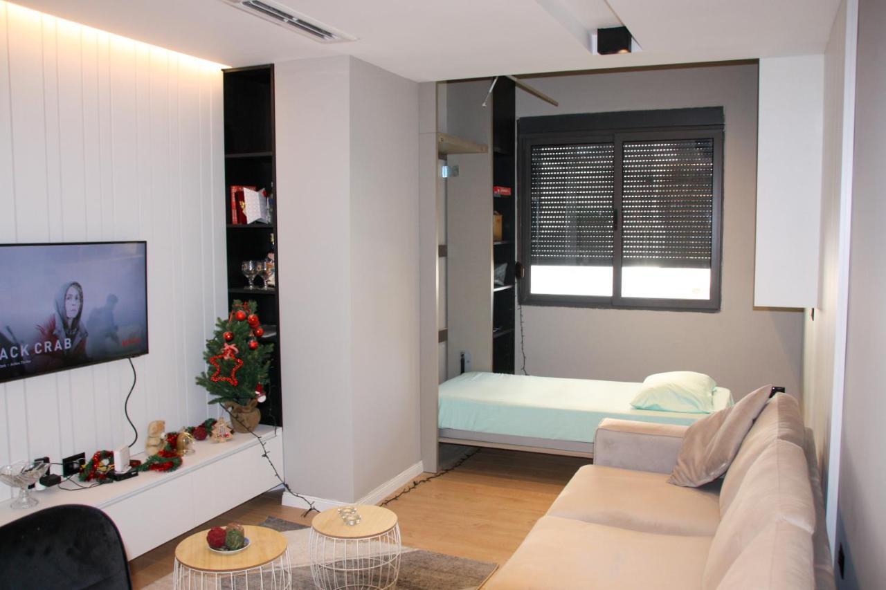 Roza'S Apartment Tirana Center 外观 照片